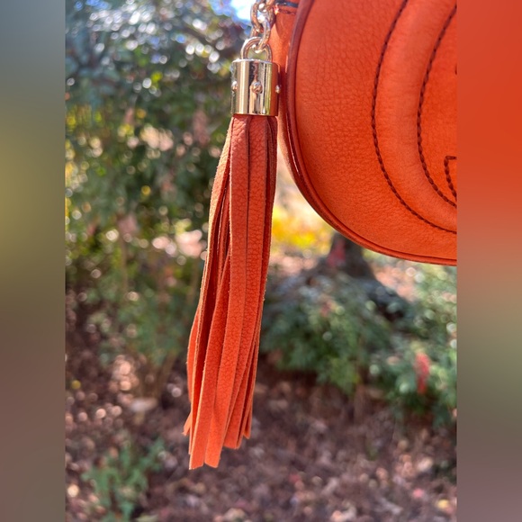 Gucci Soho Series Chain Crossbody Bag with Tassle - Picture 3 of 13